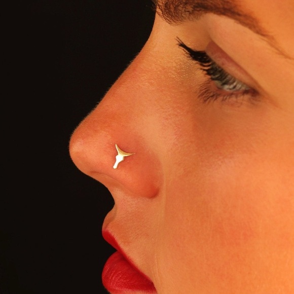 Tribal style nose ring from Etsy (14K yellow gold and white gold) 20G - Picture 2 of 9